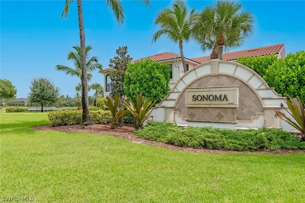 3169 Aviamar Circle Naples FL 34114