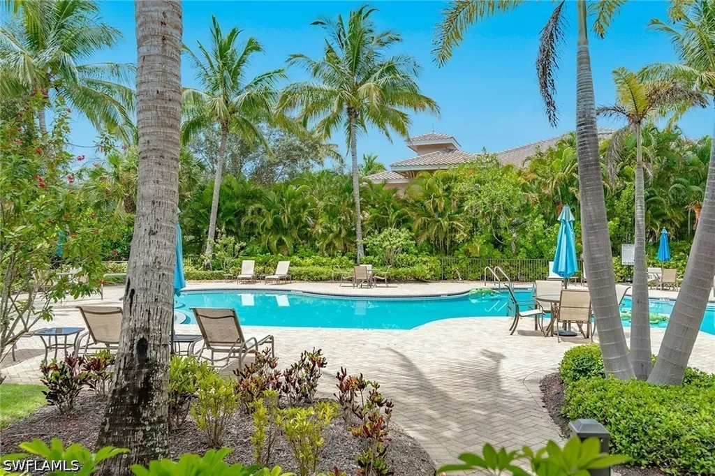 3169 Aviamar Circle Naples FL 34114