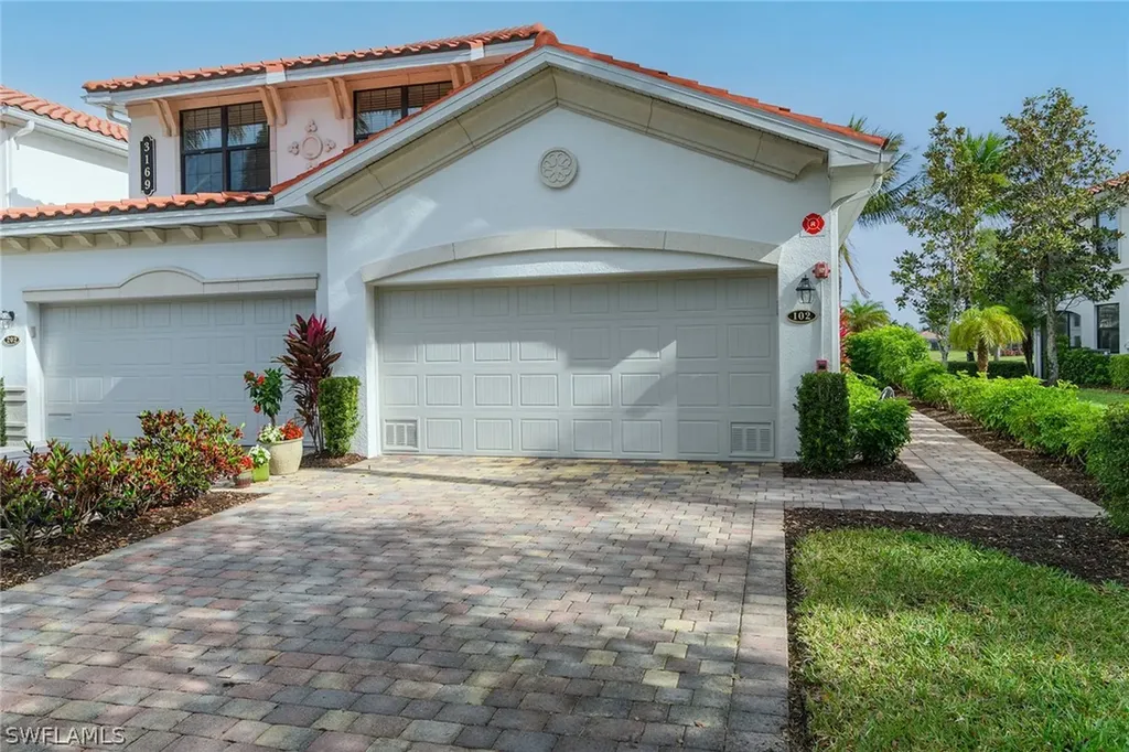 3169 Aviamar Circle Naples FL 34114