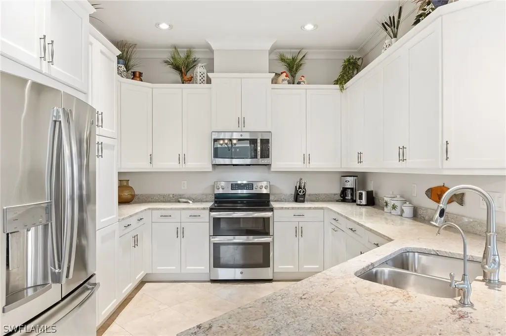 6939 Cay Court Naples FL 34113