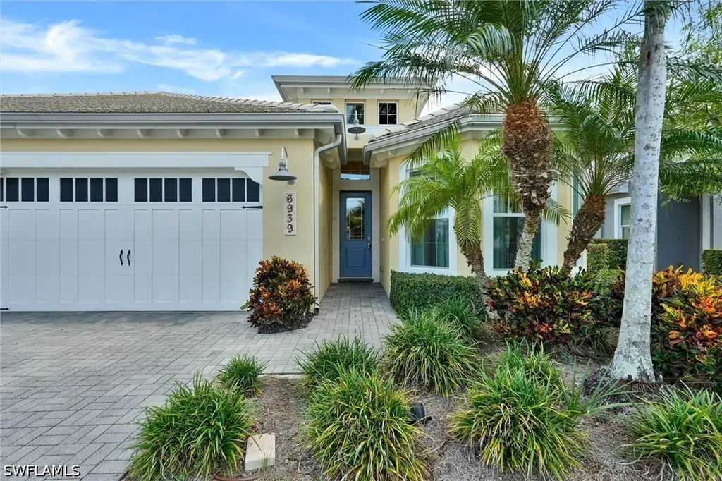 6939 Cay Court Naples FL 34113