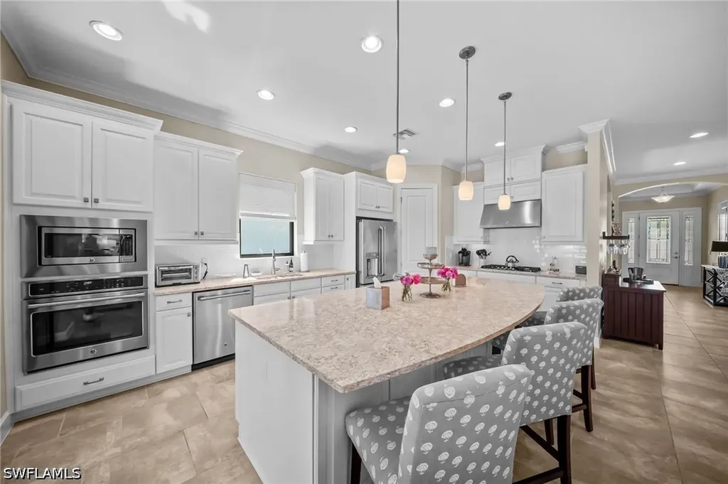9361 Terresina Drive Naples FL 34119
