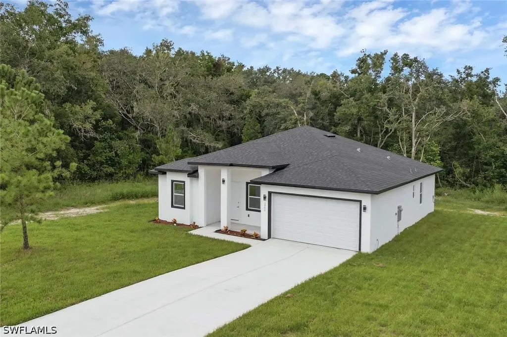 205 Australian Drive Rotonda West FL 33947