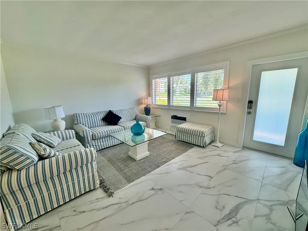 473 12th Avenue S Naples FL 34102