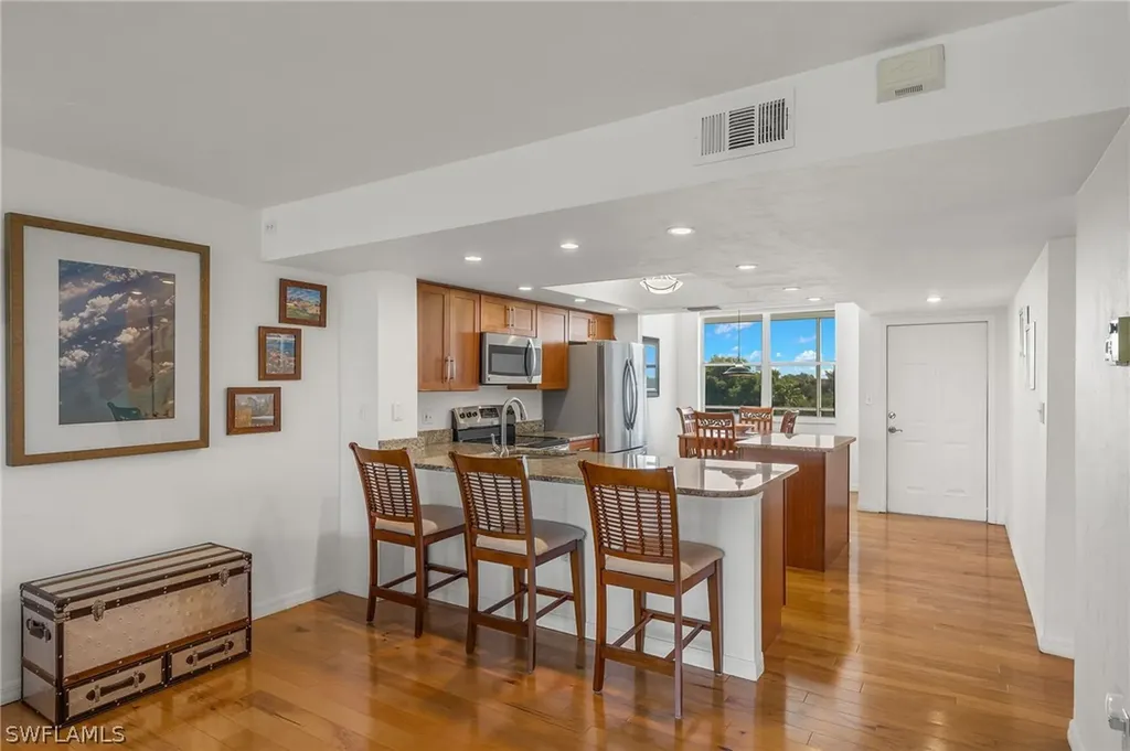 290 Naples Cove Drive Naples FL 34110