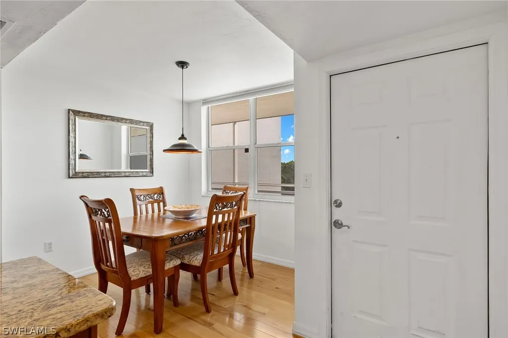 290 Naples Cove Drive Naples FL 34110