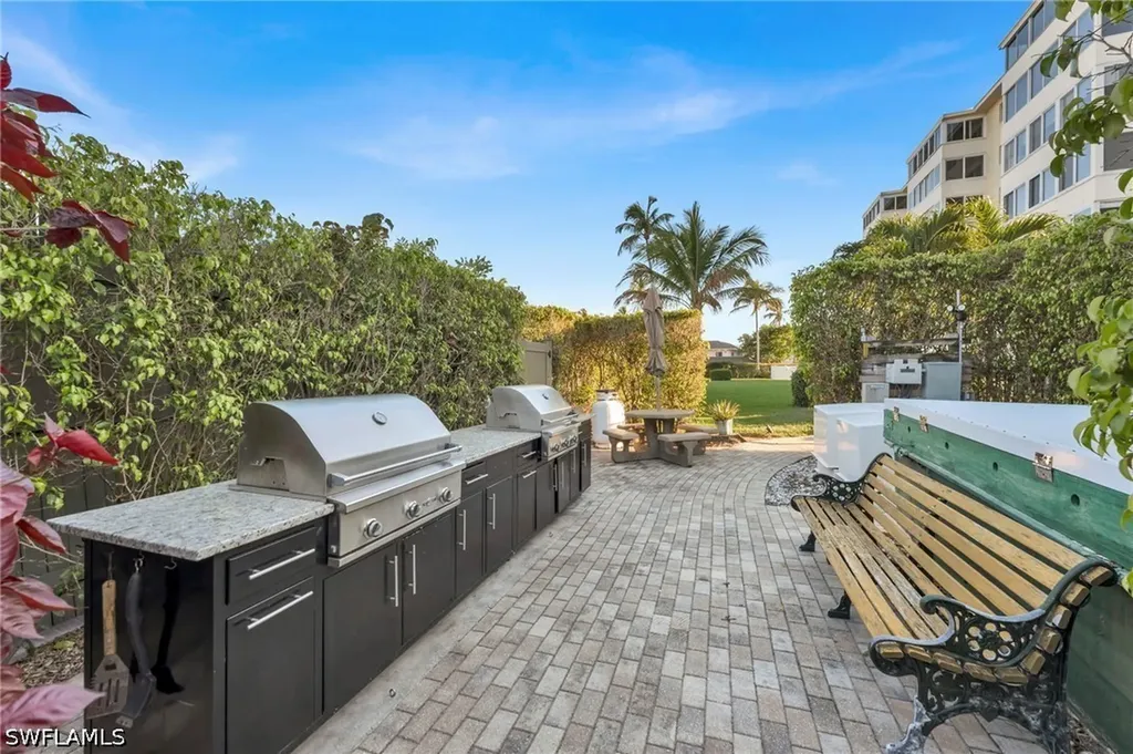3410 Gulf Shore Boulevard N Naples FL 34103