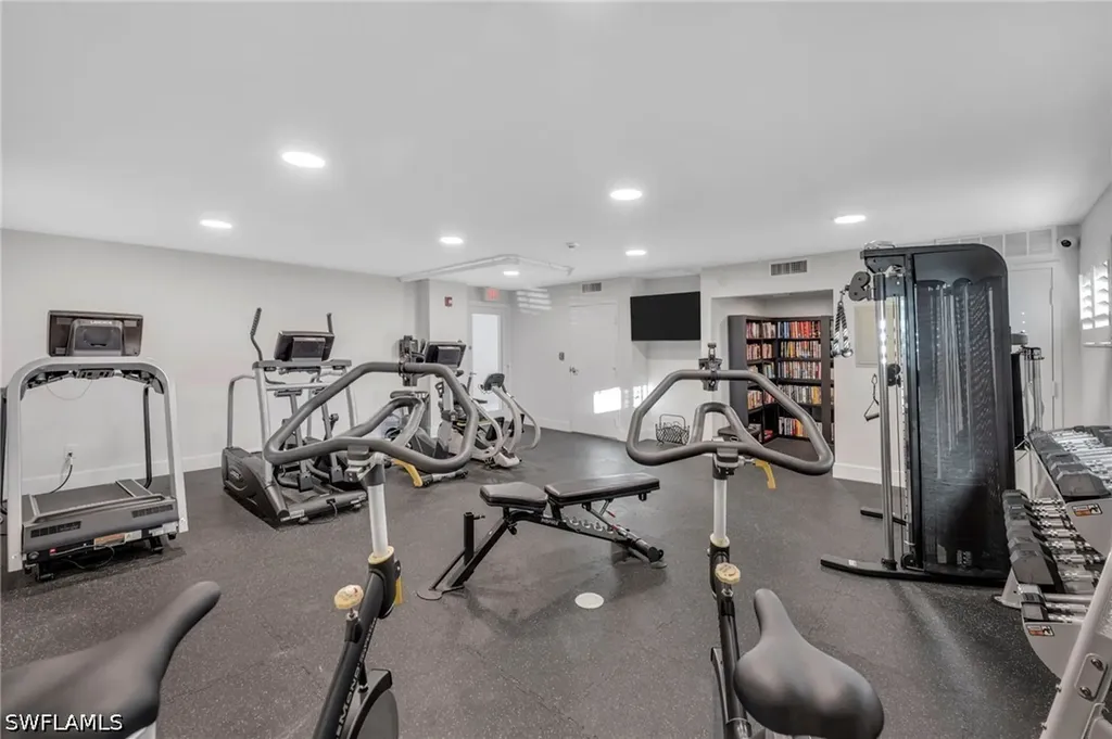 3410 Gulf Shore Boulevard N Naples FL 34103