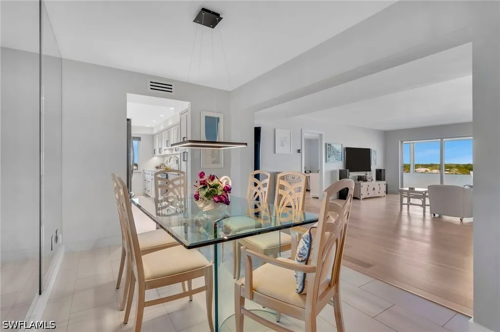 3410 Gulf Shore Boulevard N Naples FL 34103