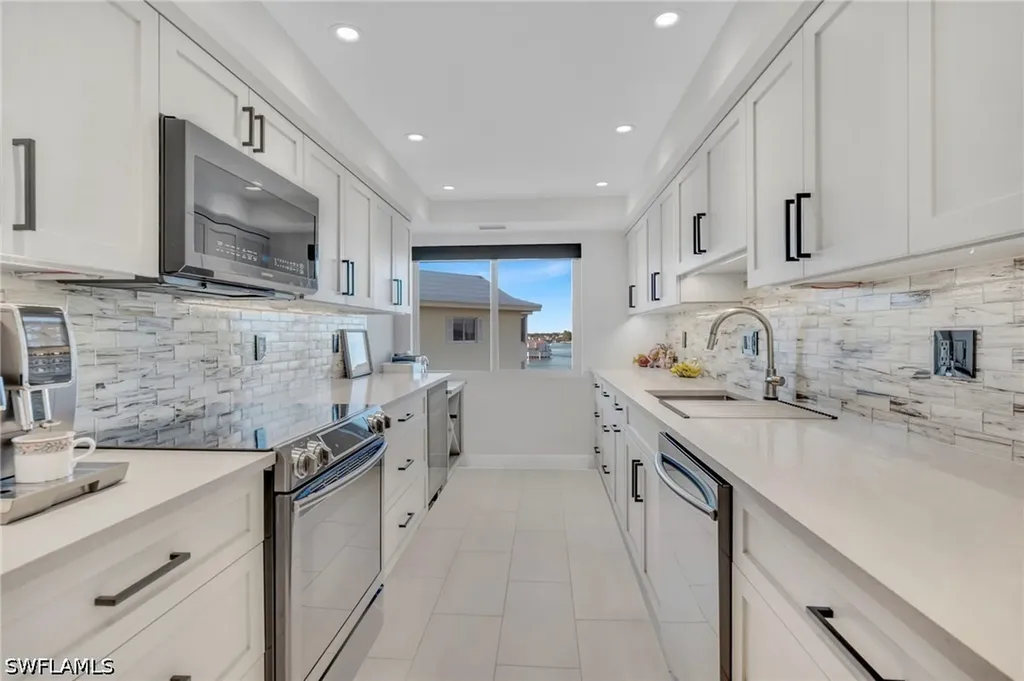3410 Gulf Shore Boulevard N Naples FL 34103