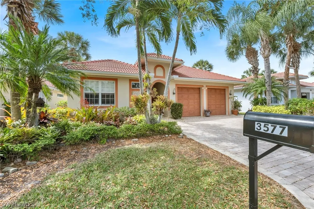 Naples FL, 3577 Corinthian Way