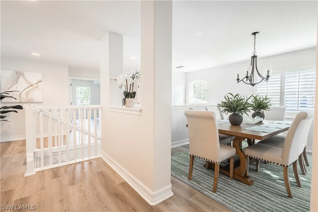 8188 Saratoga Drive Naples FL 34113