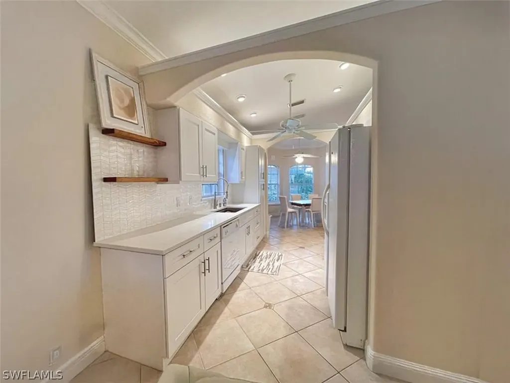 815 96th Avenue N Naples FL 34108