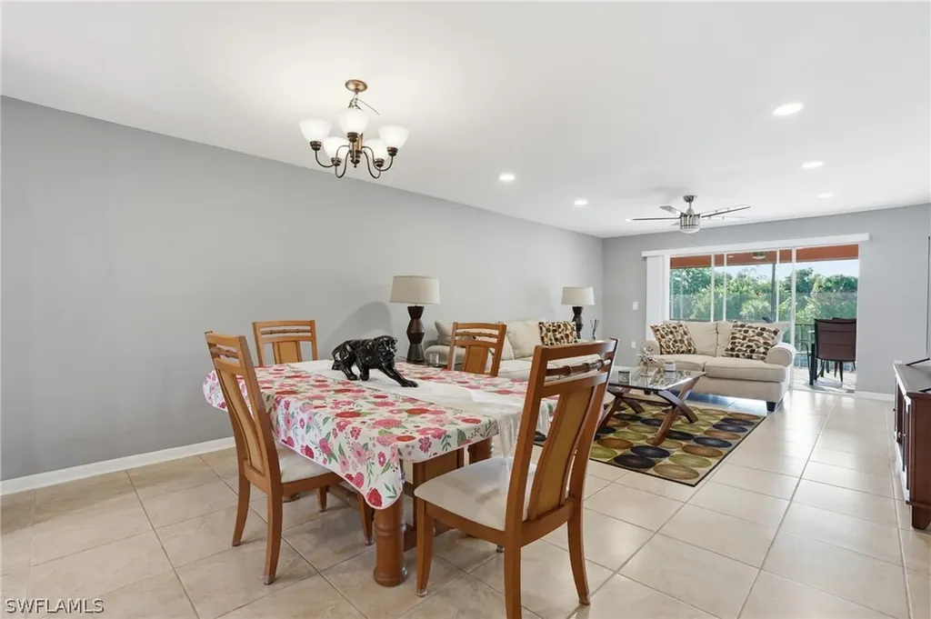 600 Valley Stream Drive Naples FL 34113