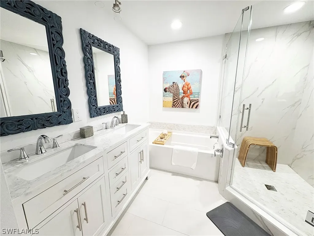6795 Huntington Lakes Circle Naples FL 34119