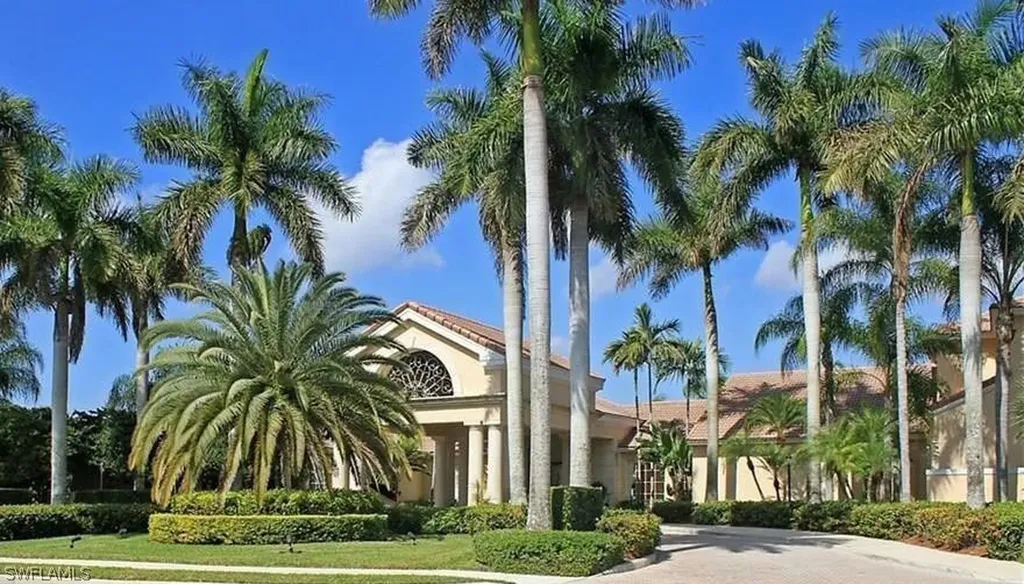 6795 Huntington Lakes Circle Naples FL 34119