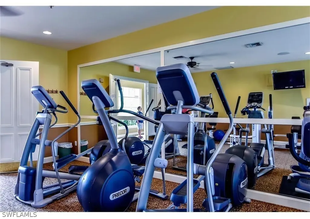 6795 Huntington Lakes Circle Naples FL 34119