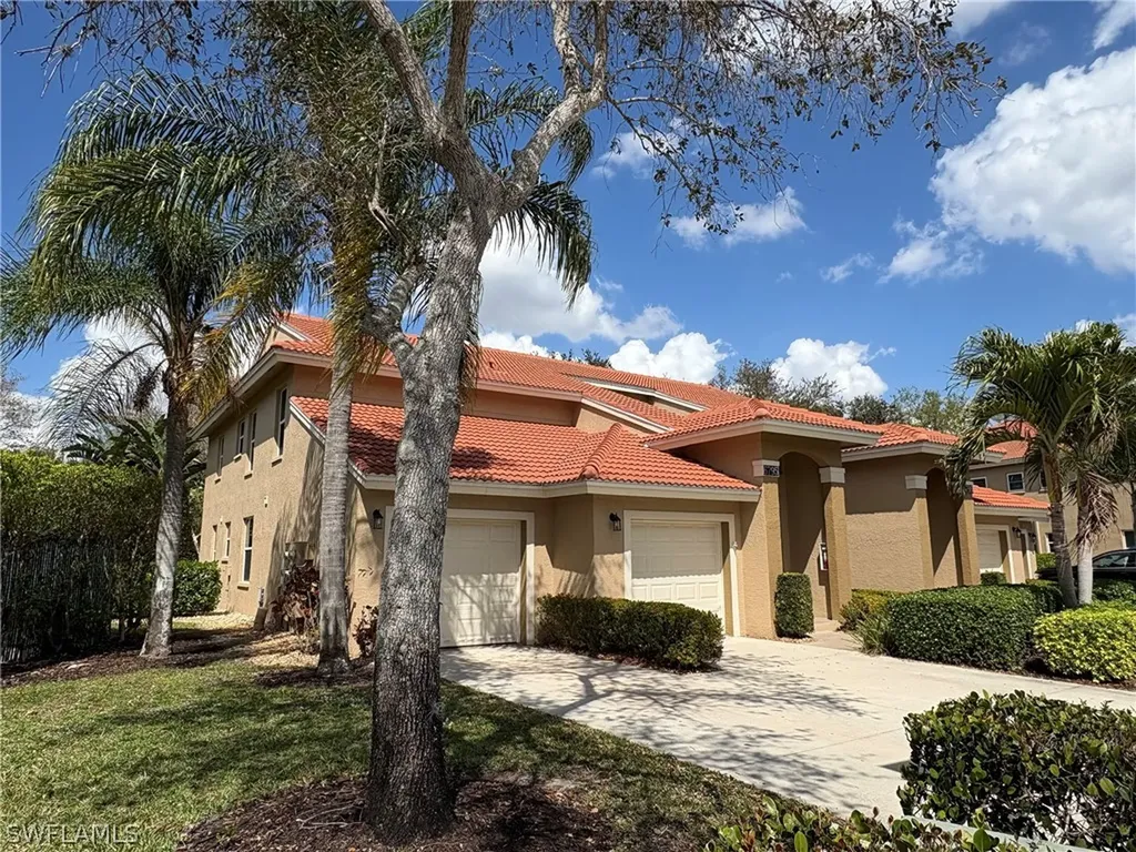 6795 Huntington Lakes Circle Naples FL 34119