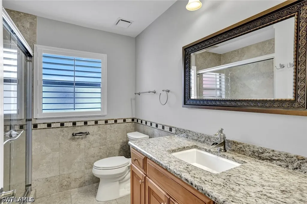 10631 Regent Circle Naples FL 34109