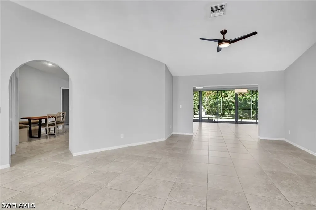 10631 Regent Circle Naples FL 34109