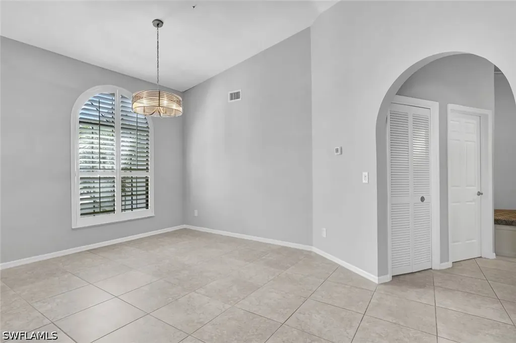 10631 Regent Circle Naples FL 34109