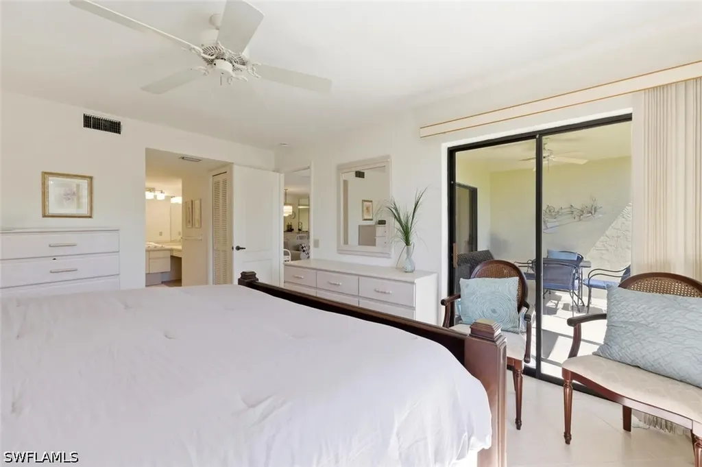 7260 Coventry Court Naples FL 34104