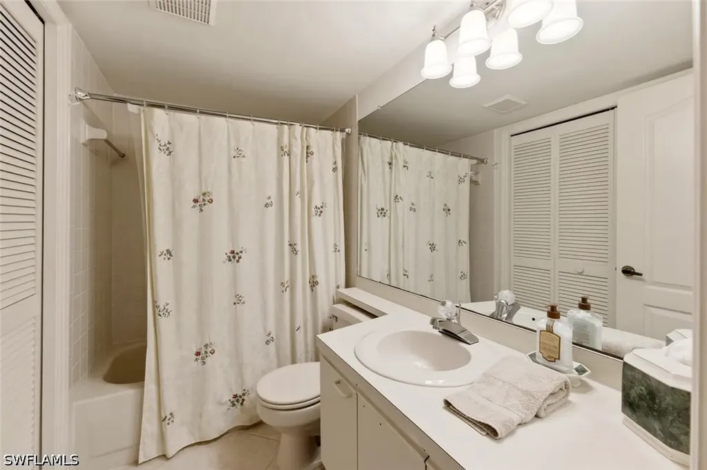 7260 Coventry Court Naples FL 34104