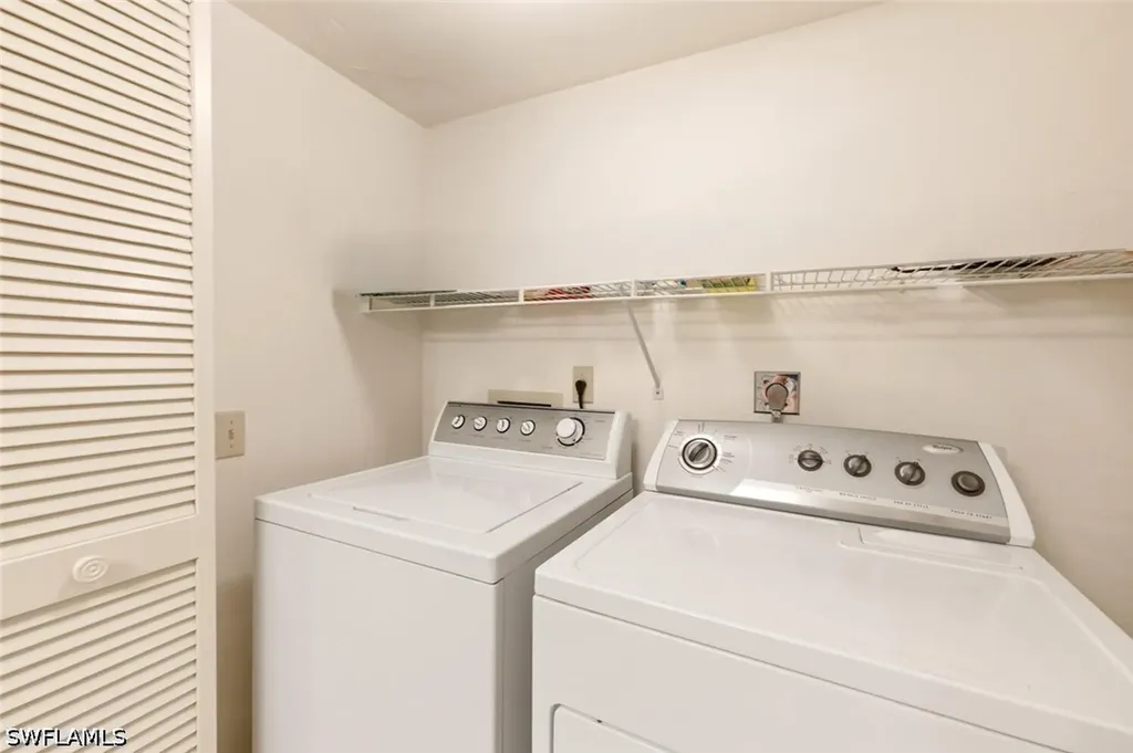7260 Coventry Court Naples FL 34104