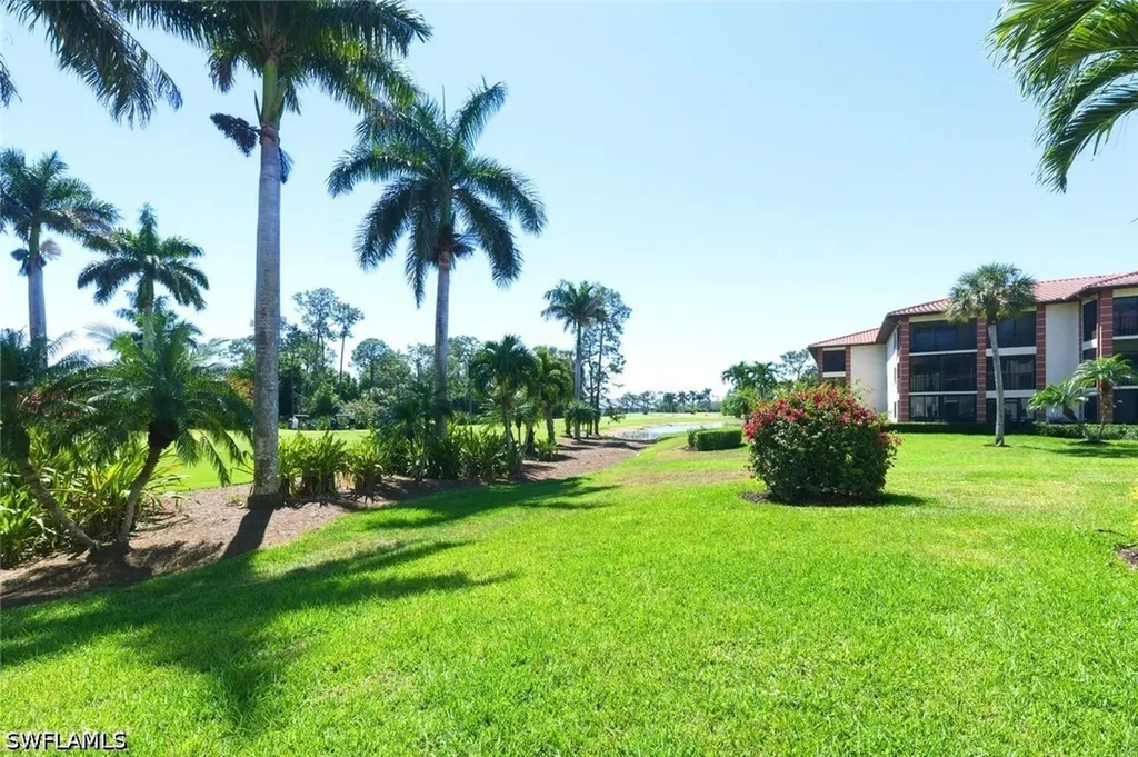 7260 Coventry Court Naples FL 34104