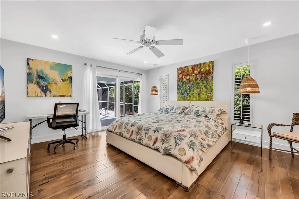 183 Edgemere Way S Naples FL 34105