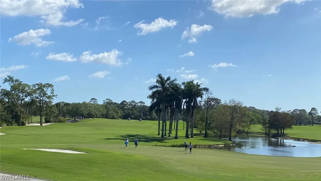 183 Edgemere Way S Naples FL 34105