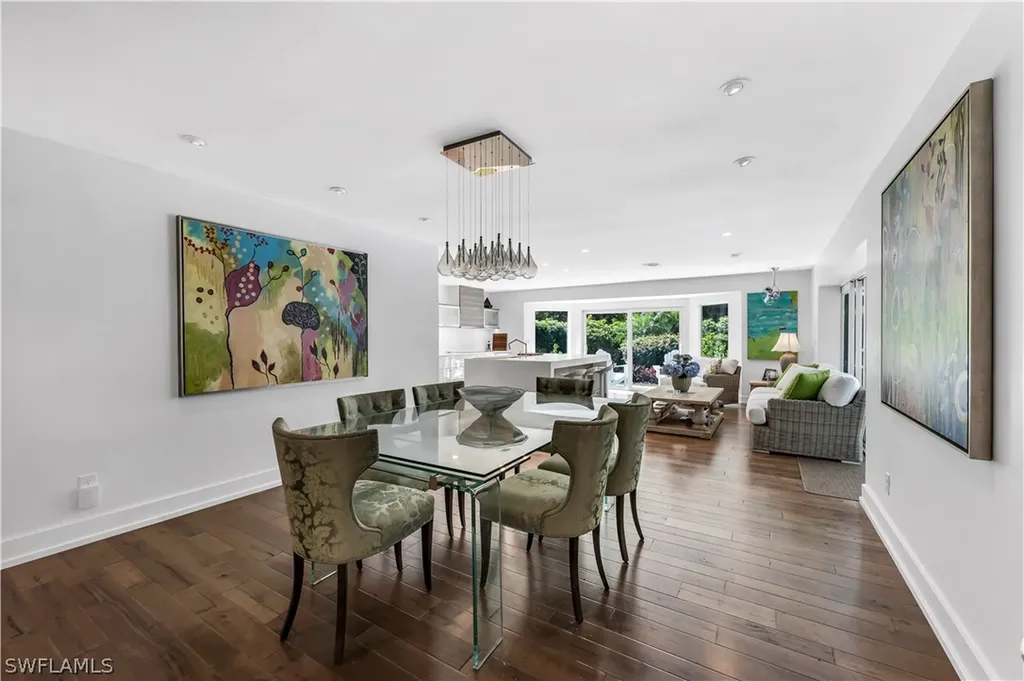 183 Edgemere Way S Naples FL 34105