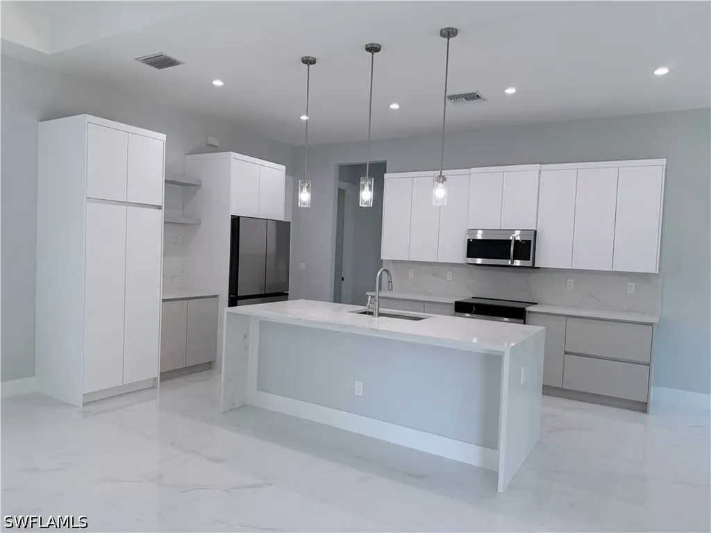 3359 6th Avenue SE Naples FL 34117