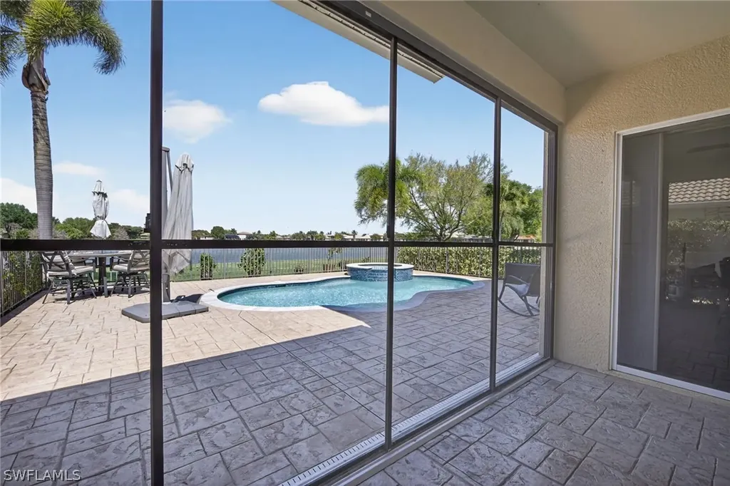 12532 Stone Tower Loop Fort Myers FL 33913