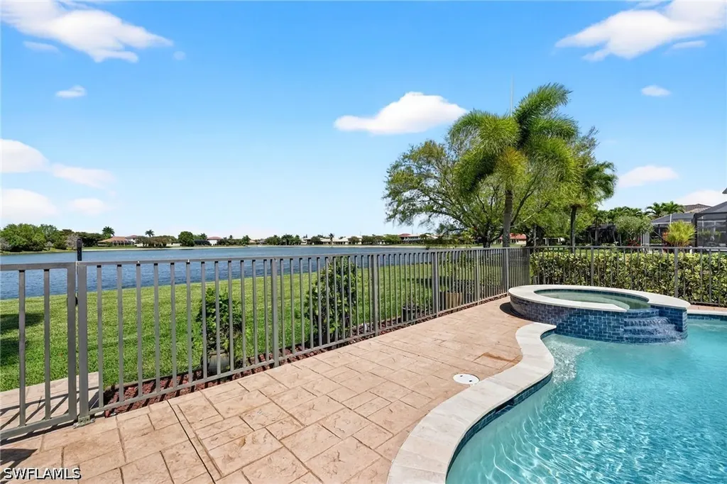 12532 Stone Tower Loop Fort Myers FL 33913