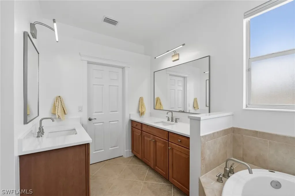 12532 Stone Tower Loop Fort Myers FL 33913