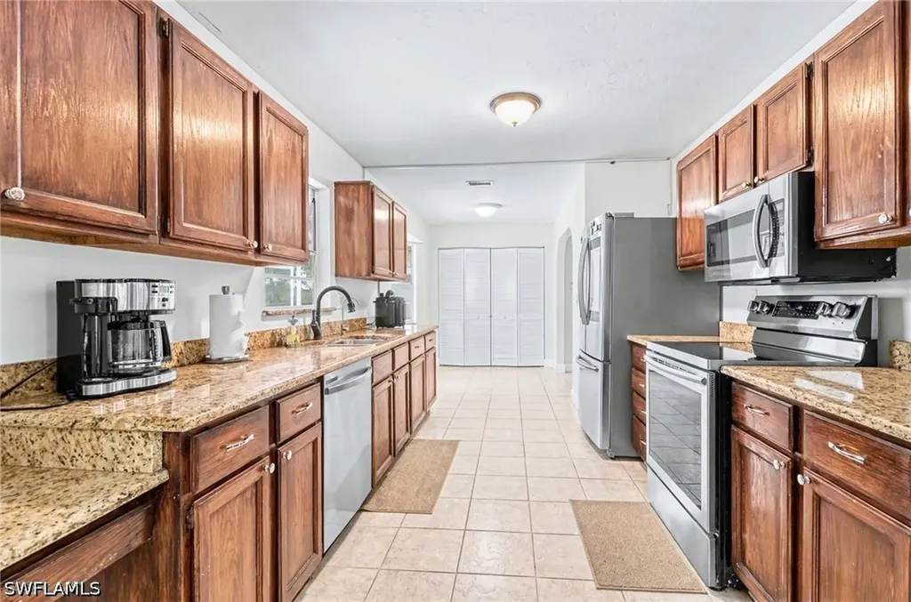 311 2nd Street SE Naples FL 34117