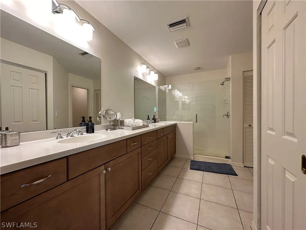 829 Reef Point Circle Naples FL 34108