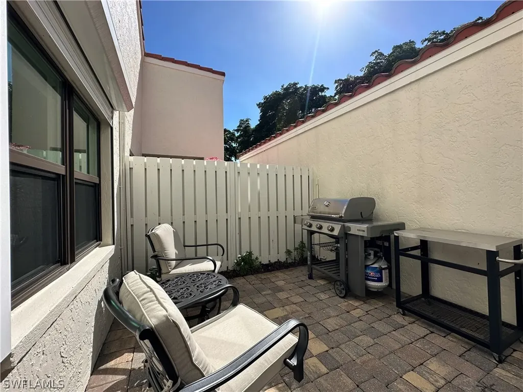 829 Reef Point Circle Naples FL 34108