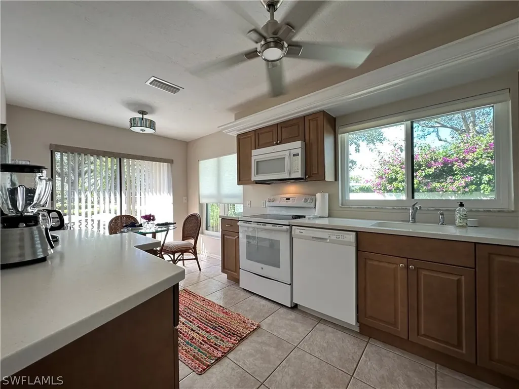 829 Reef Point Circle Naples FL 34108
