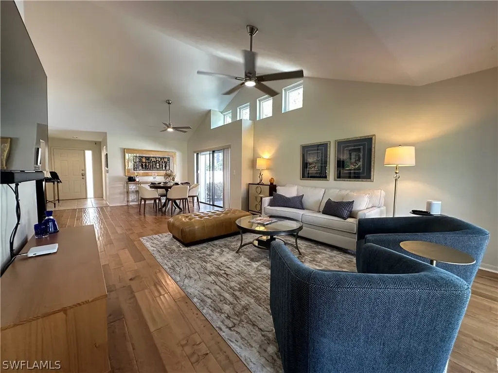 829 Reef Point Circle Naples FL 34108