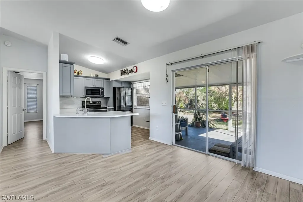 343 Golden Gate Boulevard E Naples FL 34120