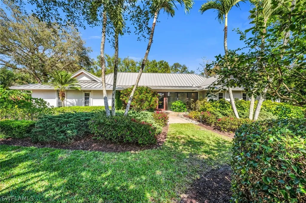 Naples FL, 13024 Valewood Drive