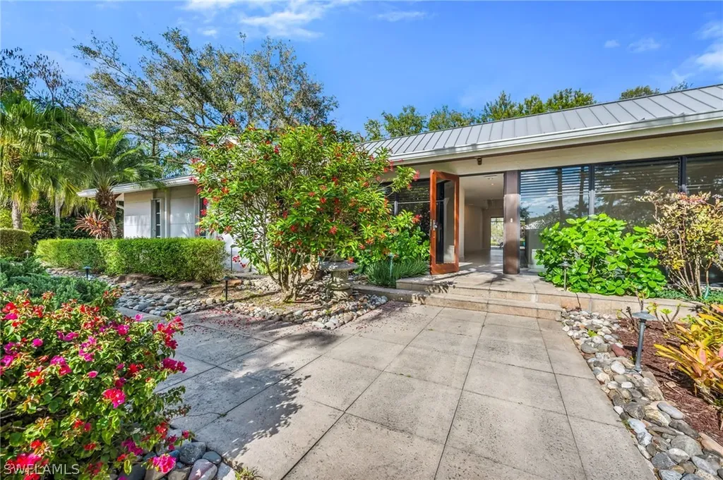 13024 Valewood Drive Naples FL 34119