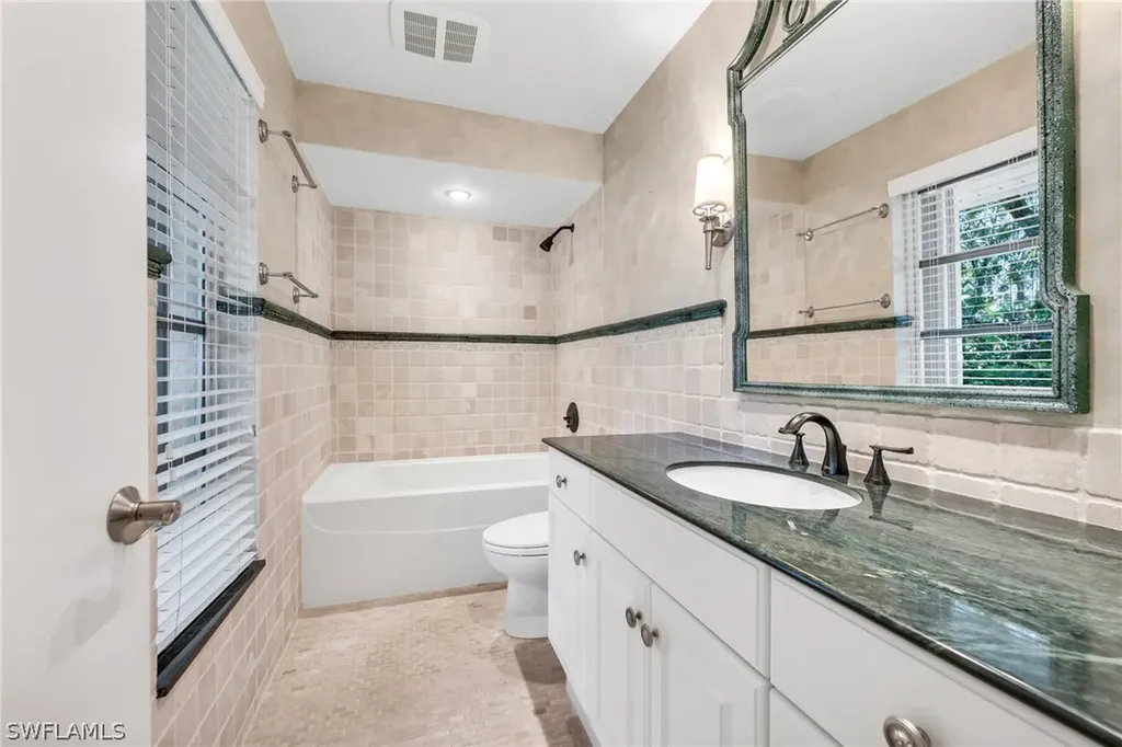 13024 Valewood Drive Naples FL 34119