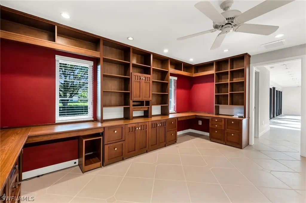 13024 Valewood Drive Naples FL 34119