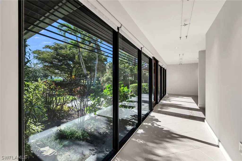 13024 Valewood Drive Naples FL 34119
