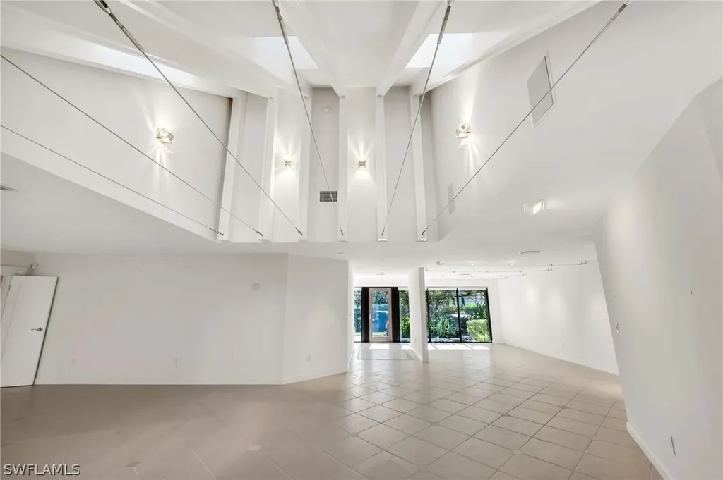 13024 Valewood Drive Naples FL 34119