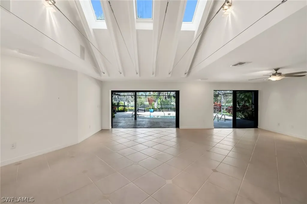 13024 Valewood Drive Naples FL 34119