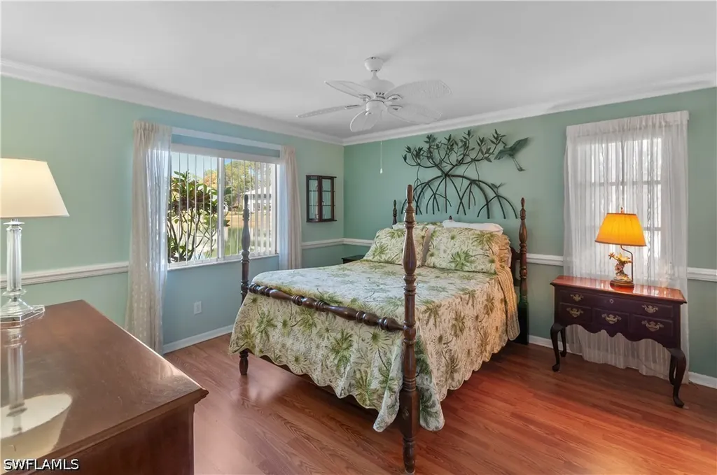 515 Gabriel Circle Naples FL 34104